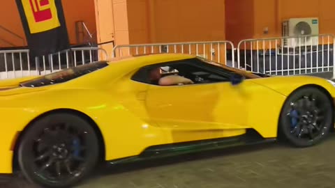 🤯💨 You Won't Believe the Ferrari & Bugatti Dubai Showdown! | LuxurySportsCars