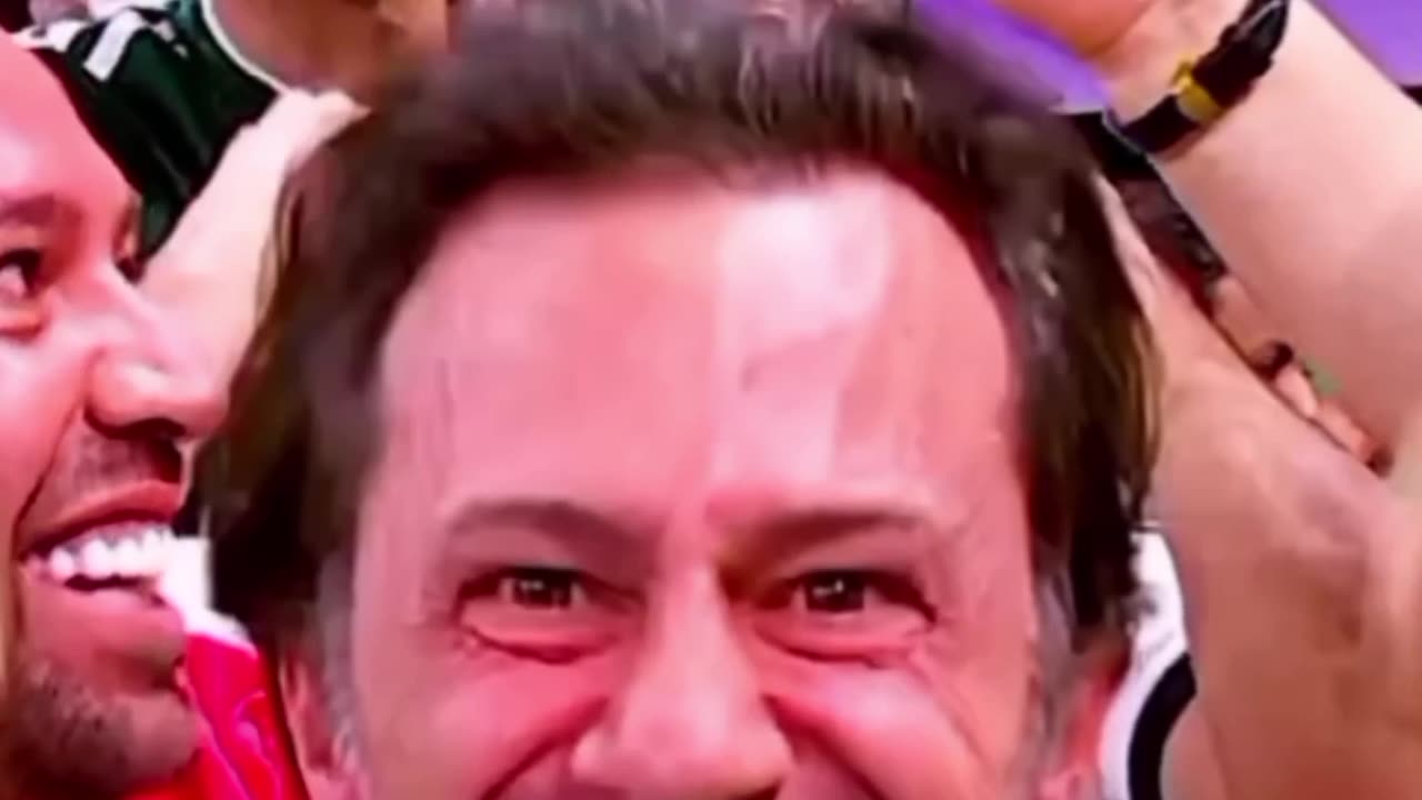 Ronaldo Vs Messi Who likes Ronaldo subscribe