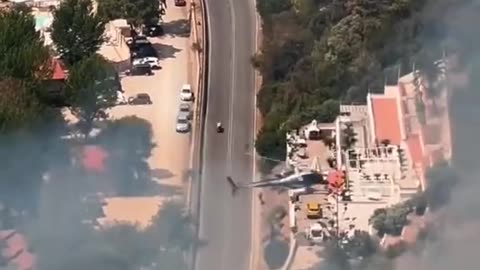 Fire In Los Angels engulfed many Civilian Homes