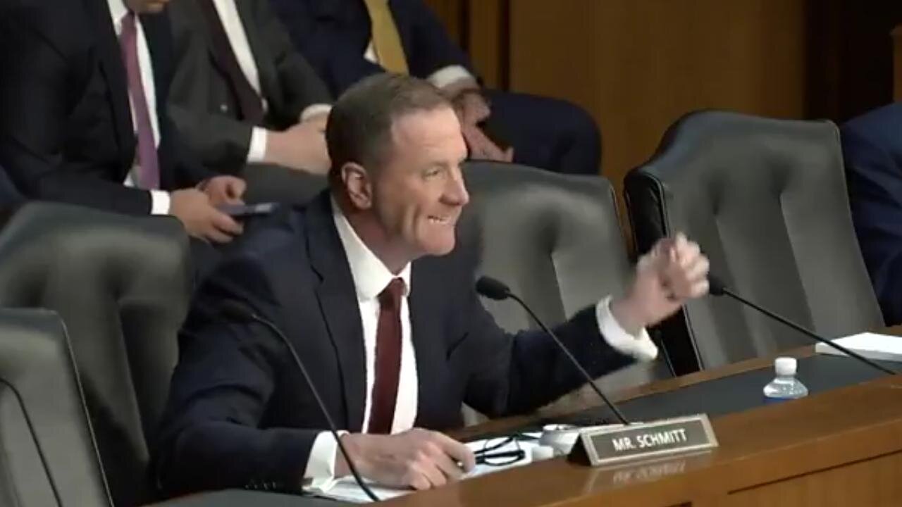 🔥 Sen Eric Schmitt FURIOUS w/ Dems' hypocrisyl "GET TRUMP!" & Biden FBI Spied on GOP senators