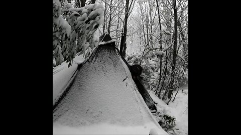 Hottent winter in the wilderness, ourdoor snow camp adventure