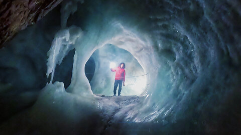 inside the worlds BIGGEST ice cave (AUSTRIA)