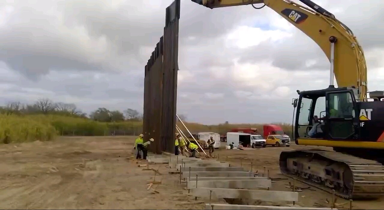 NOW: Border wall construction resumes in Texas WE. ARE. BACK.