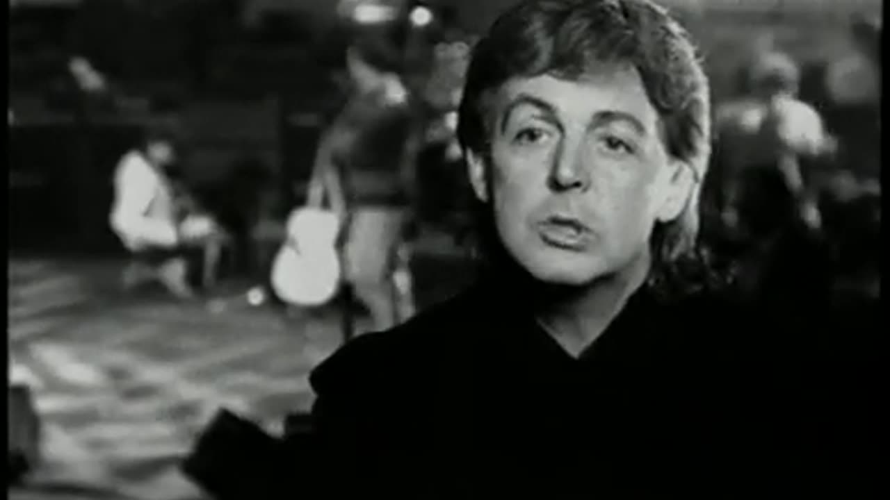 1993 - Paul McCartney Discusses the Song 'Off the Ground'