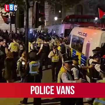 BREAKING: Pro-Palestinian Islamists are outside Keir Starmer’s home...