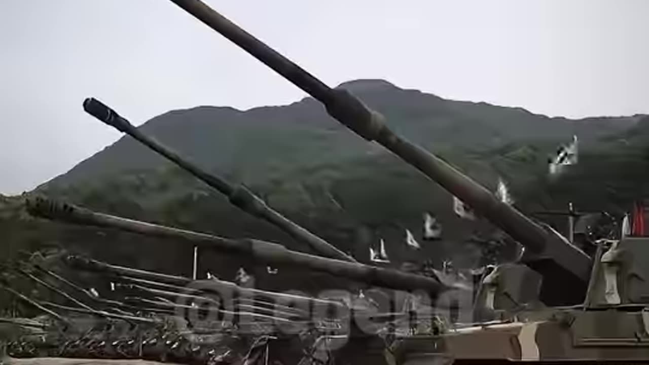 Russia launch strike on secret Ukrainian air base💥🔥💥🔥