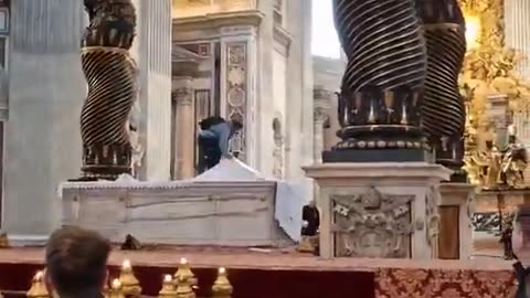 Desecrating the High Altar at the Vatican – Man Knocks Over Candelabras, Rips Off Altar Cloths