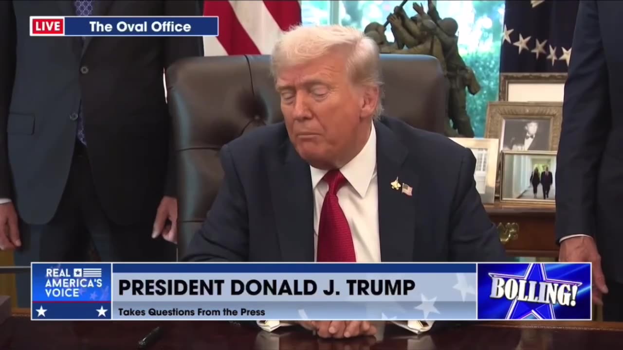 Trump suddenly claims to be in health care 'negotiations' with Dems amid shutdown