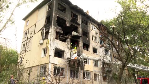 Russia hits Kyiv homes, hospital in deadly attack on Ukraine