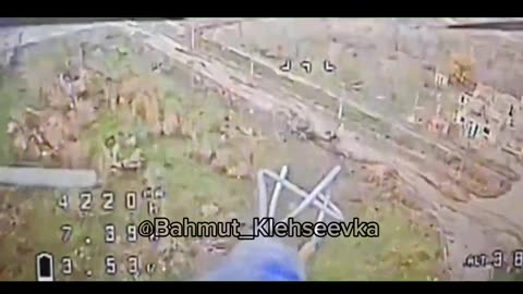 🛸💥 Ukraine Russia War | Russian FPV Drone Strikes Ukrainian T-72B Tank in Konstantinovka | RCF
