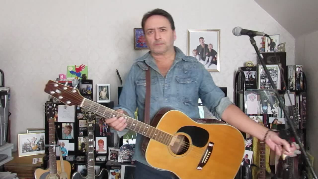 Paul Murphy - 'Mirror Mirror' . [Take 3] . nb song details harsh subject matter, 18+ only