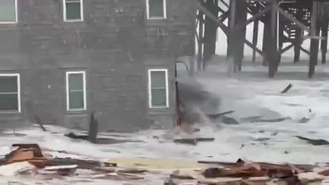 NORTH CAROLINA: Five houses collapsed in Buxton on the Outer Banks as a result of Hurricane
