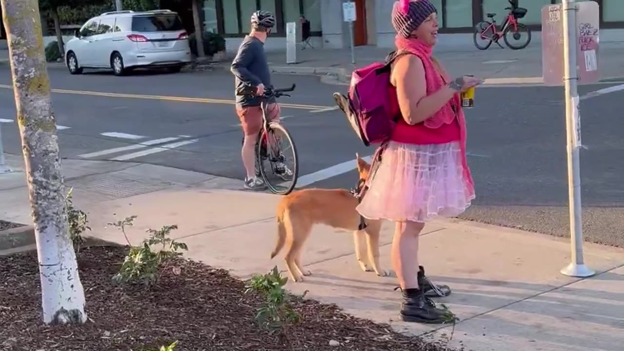 She’s a real peach, where can I find myself one? JOKING🤮