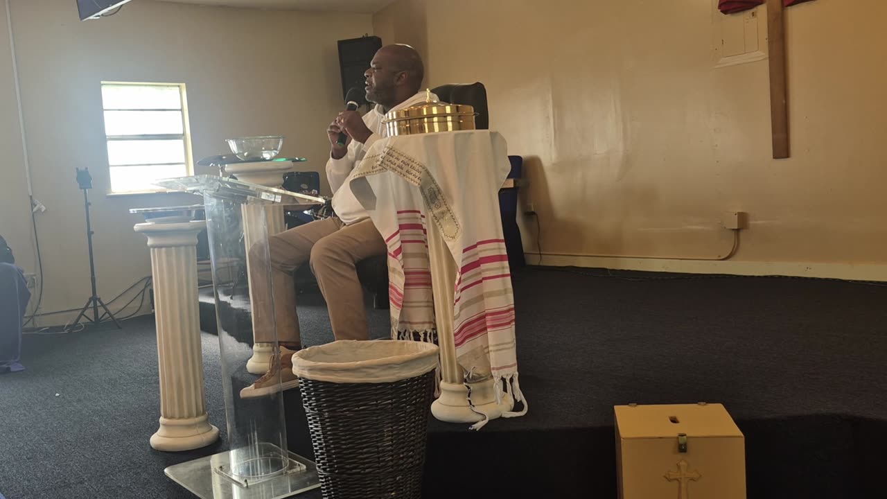 PUTTING U BACK IN COMMUNION