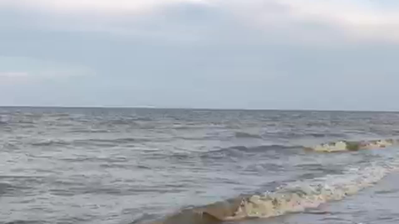 Relaxing with the Waves
