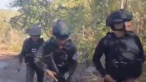 Footage of a Thai soldier using an M16A3 rifle to shoot down a Cambodian drone near