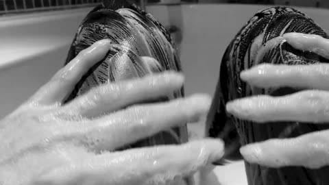 Asmr wet looklatex leggings getting wetter