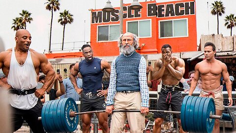 Old Man Powerlifter At Muscle Beach ｜ Anatoly GYM PRANK