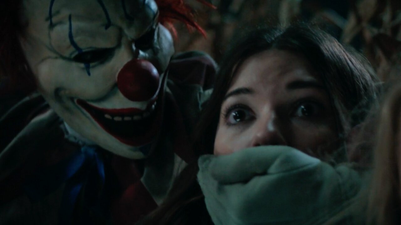 Clown In A Cornfield - Official Red Band Teaser Trailer (2025) Katie Douglas, Carson MacCormac