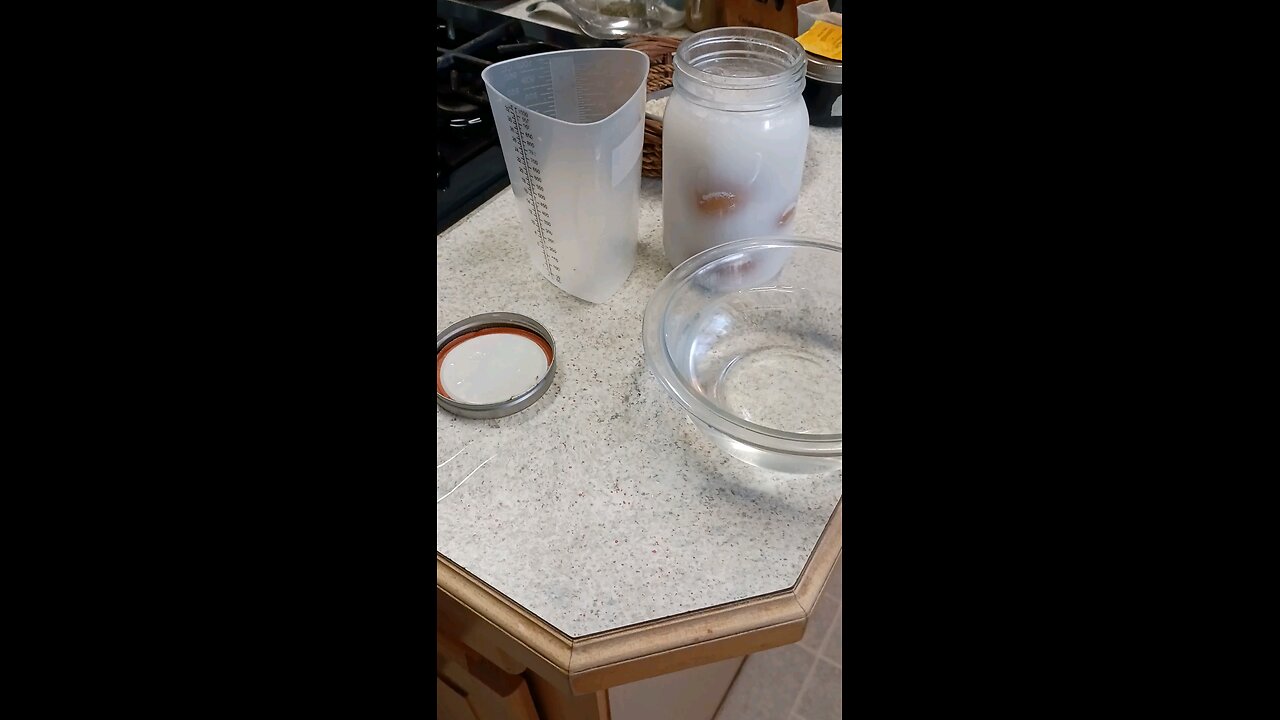 Does water glassing eggs really work?