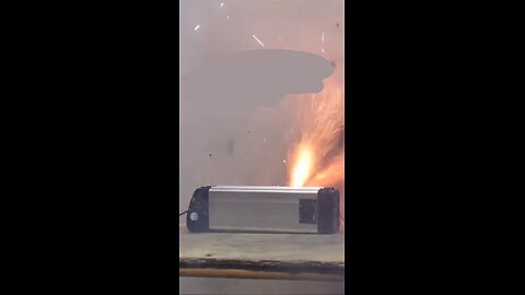 DO NOT open E-bike Batteries & repair them! Electric bicycle batteries can explode & set on fire.