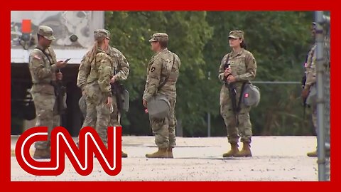 Texas National Guard members arrive near Chicago