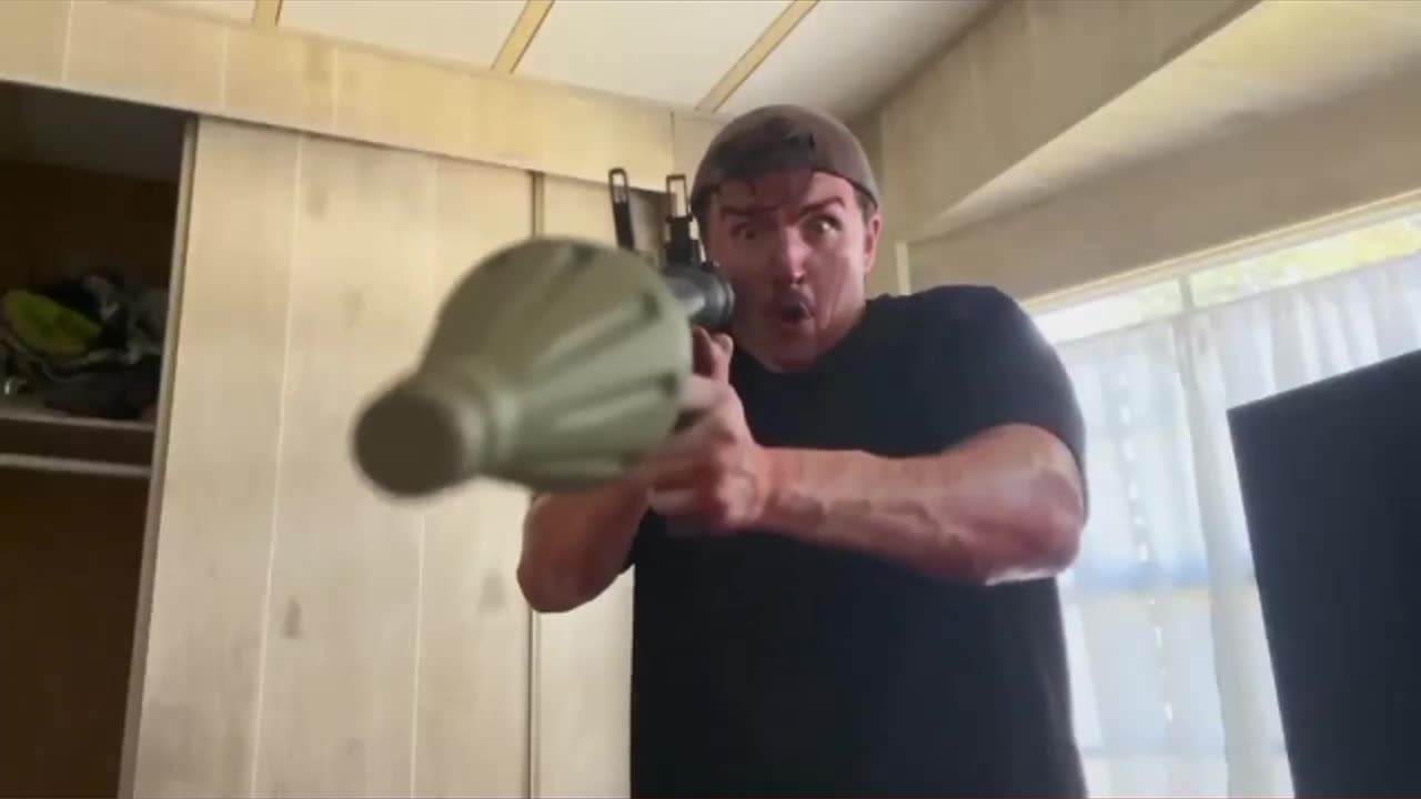 This is how every horror movie would end in real life