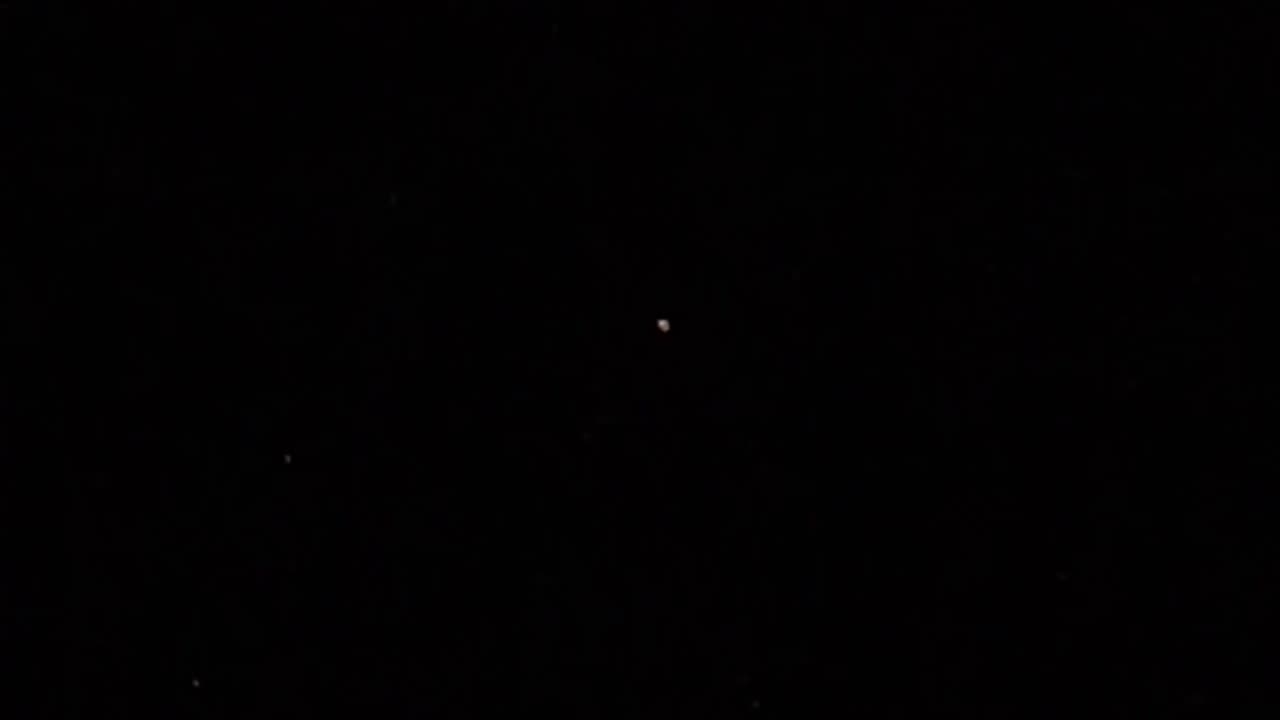 👽🔠Witnesses Capture Mysterious Object Over Queensland! | TheTruthAbove