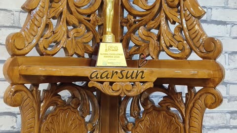 Wooden Corner Shelf in Sheesham Wood | Corner Unit | Luxury Furniture Design