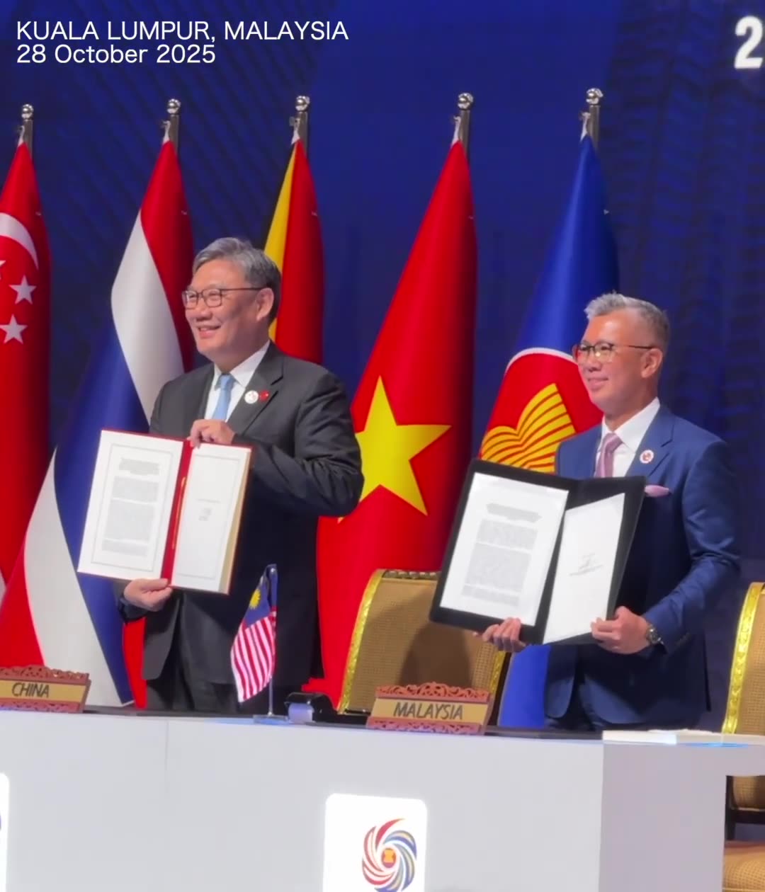 China & ASEAN sign Free-Trade 3.0 Agreement