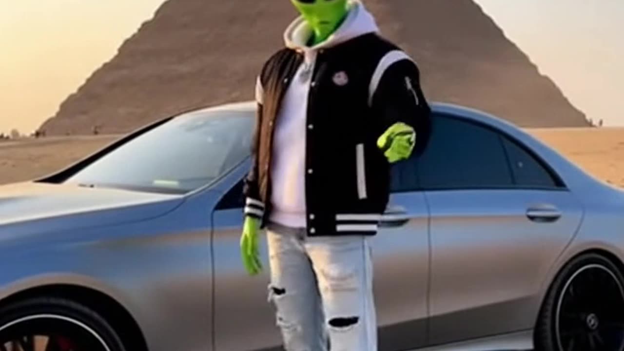 German Aliens 😂 | Pyramide von gizeh - Sora2