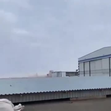 🚨 A PLANE FULL OF PASSENGERS JUST CRASHED OUT OF THE SKY 🚨