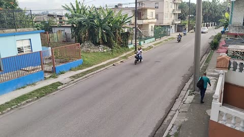 LOS CUBANOS NO AGUANTAN MÁS (calles Cubanas)