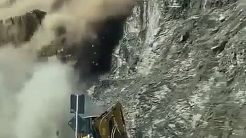 😮🌍 Landslide in Saudi Arabia Shocks Viewers! | FeedMyCuriosity