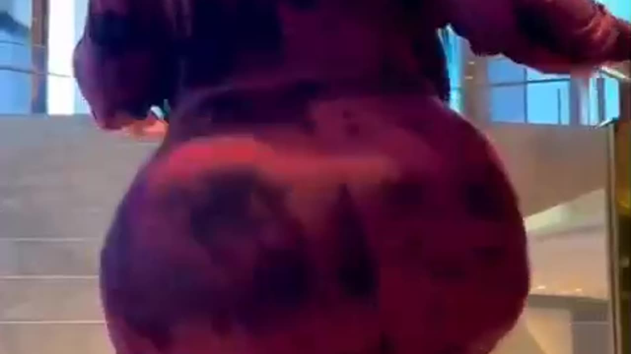 Love big Ass riding 7 minutes in heaven.