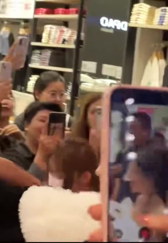 #BlankTheSeries #Orm #LingLing #Entertainment #funny #comedy #viral #Shorts #Trend