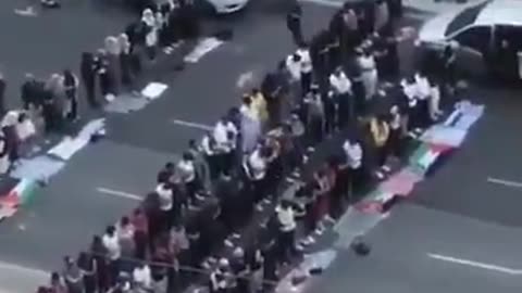 Islamic show of force in Canada. This behavior is repeated in ...