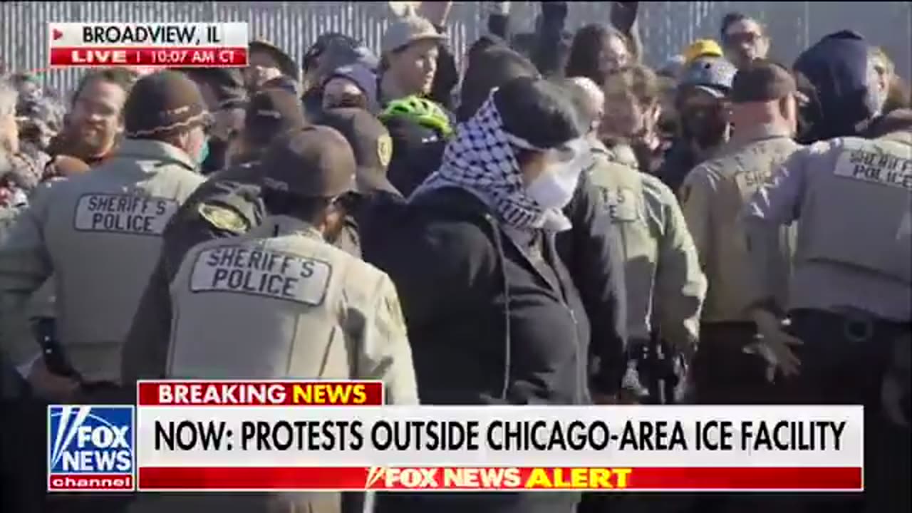 The crowds are becoming VIOLENT towards law enforcement at the Broadview ICE facility!