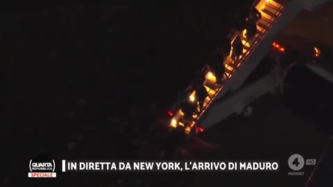 Nhà độc tài Venezuela Nicolas Maduro vừa bị các đặc vụ liên bang BẮT GIỮ khỏi máy bay ở New York