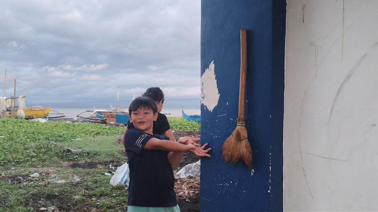 Viral Science: Broom Stuck to the Wall!