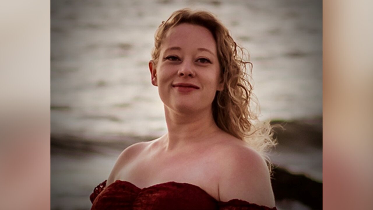 Why do Liberal women disrespect the police.