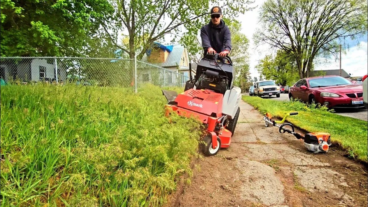 Neighbor BREAKS His Mower & REFUSES To Replace It