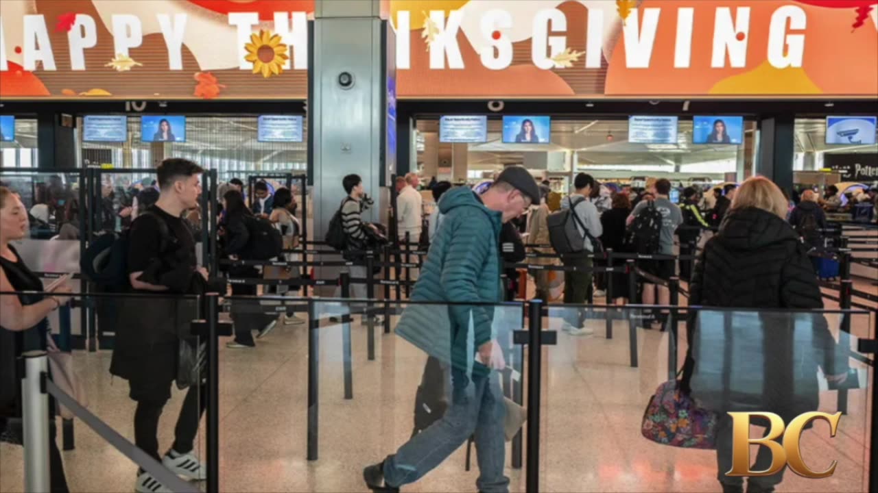 U.S. travelers face thousands of flight delays, hundreds of cancellations, over Thanksgiving weekend