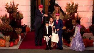 Trump, Melania give candy to White House trick-or-treaters
