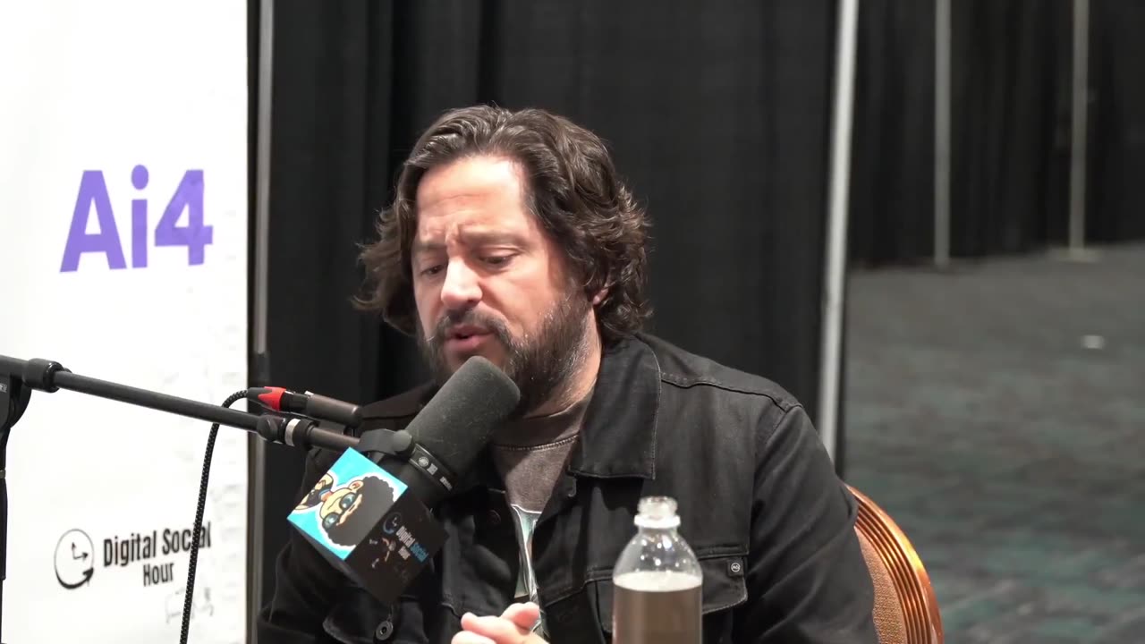 DNA of the nazca mummies are being sequenced by colossal, the same company