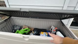 Review 130 Gallon LIFETIME 60012 Deck Box