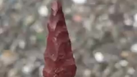 Guy Finds Jasper Arrowhead!