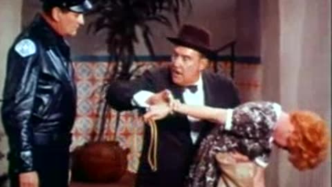 The Lucy Show (1966) (Live Action Comedy 25:11)