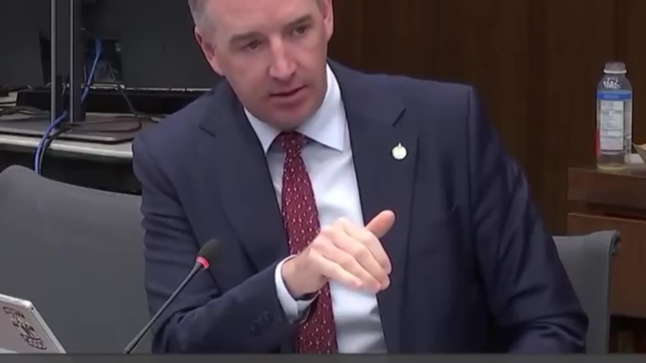 CANADA: Bill C8. Secret. Warrantless. Dangerous.