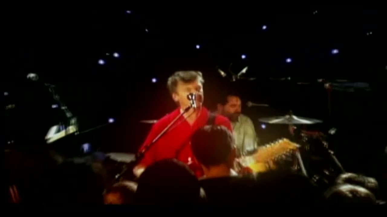 November 8, 2004 - Finn Brothers 'Anything Can Happen' (Live)